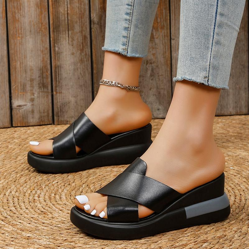 Women's Soft Synthetic Open Design Sandals Corvine