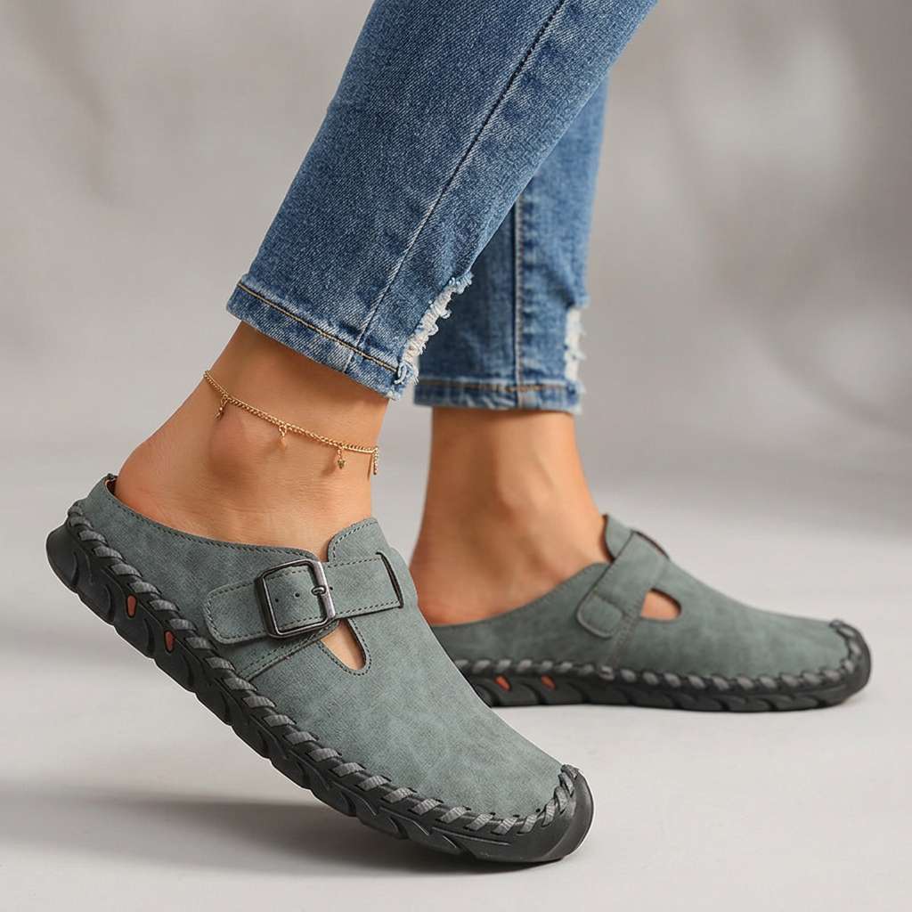Women's Soft Textured Buckle Clogs Corvine
