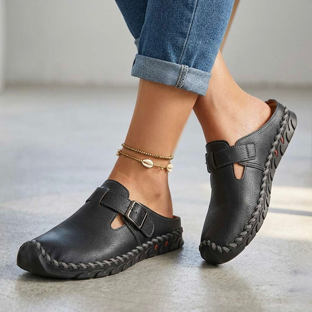Women's Soft Textured Buckle Clogs Corvine