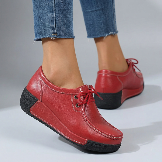 Women's Softly Grained Leather Moc Loafers Corvine