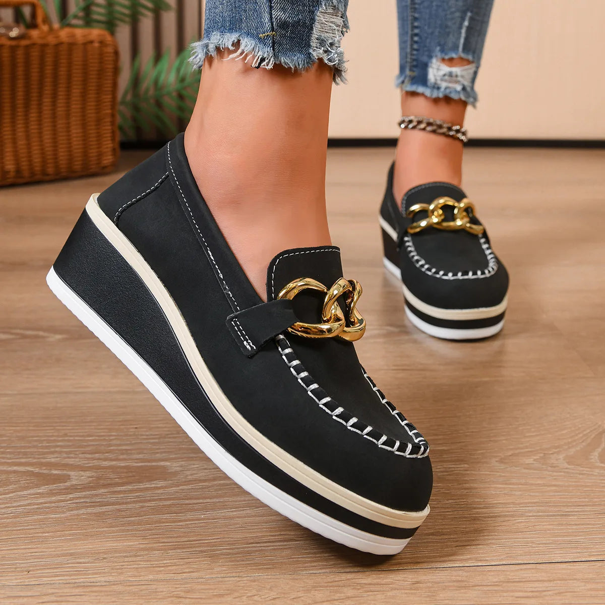 Women's Suede-Look Platform Loafers Corvine