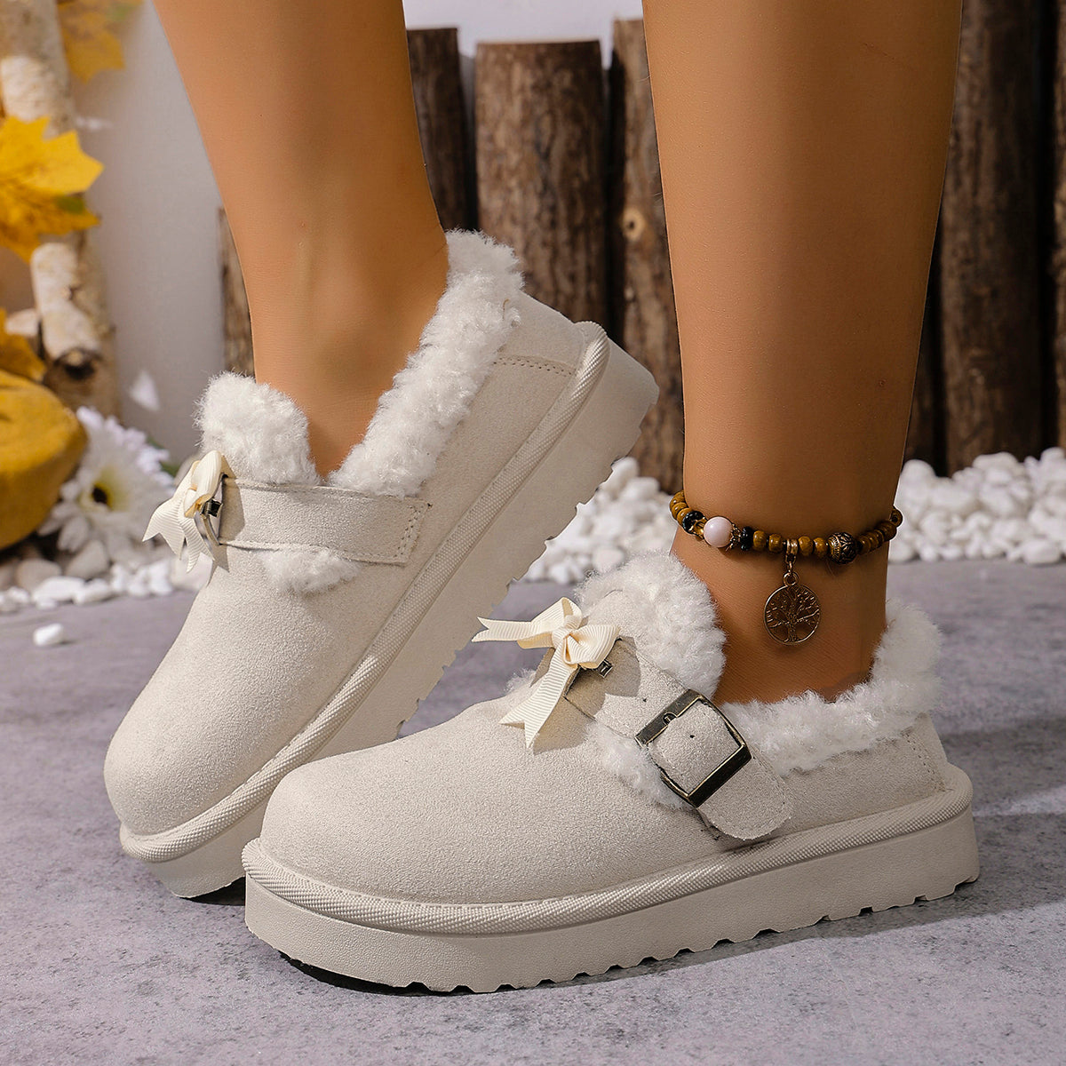 Women's Suede-Textured Fluffy Lined Slippers Corvine