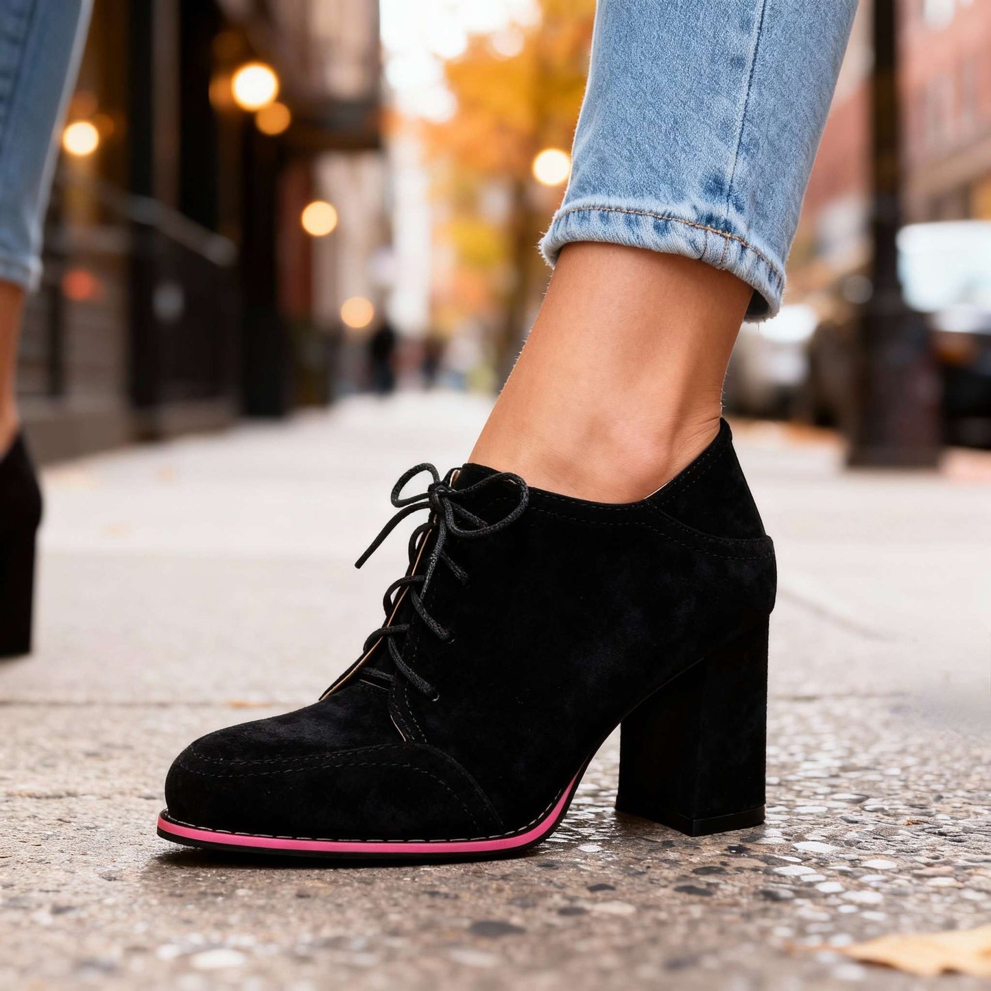 Women's Suede Lace-Up Block Heel Heels Corvine