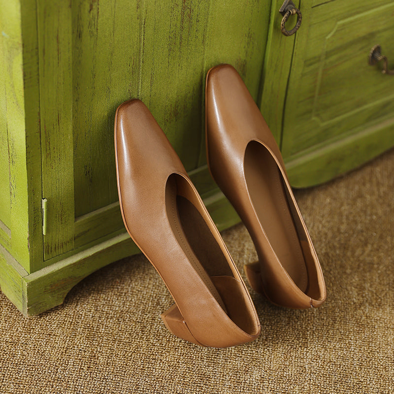 Women's Supple Leather Closed Toe Heels Corvine