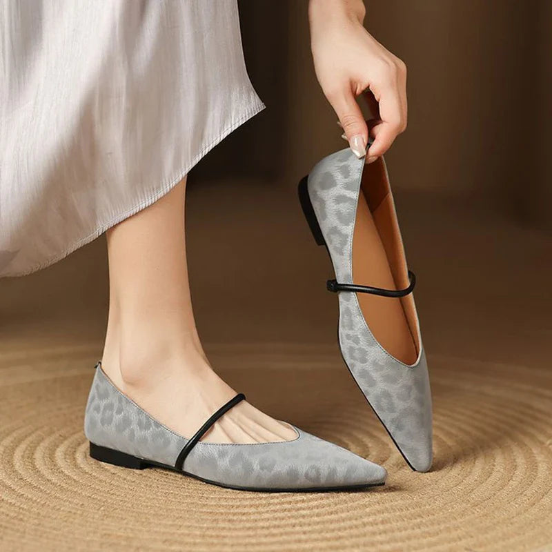Women's Supple Leather Pointed Toe Flats Corvine