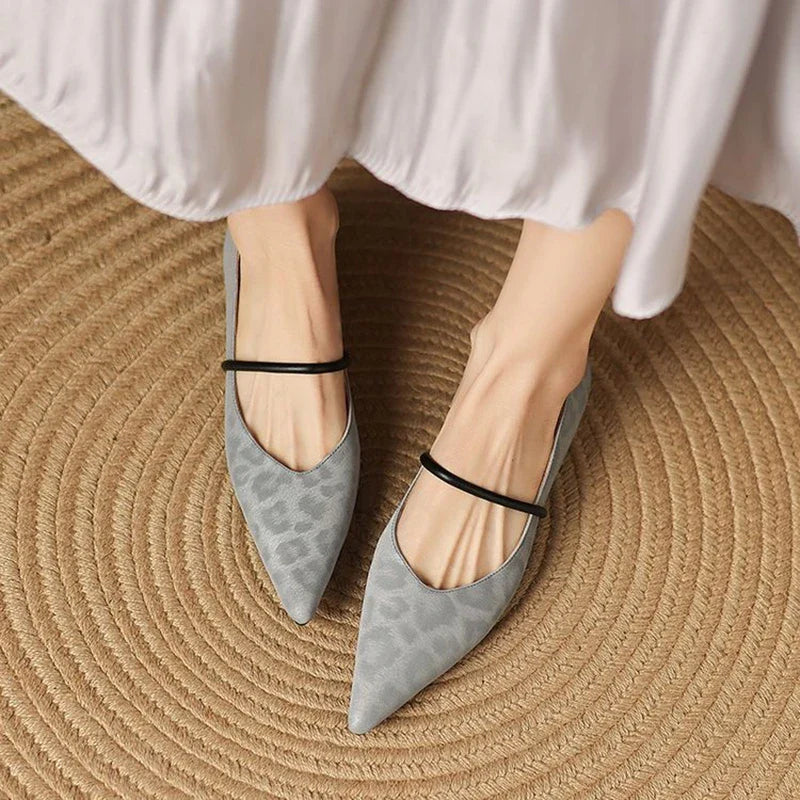 Women's Supple Leather Pointed Toe Flats Corvine