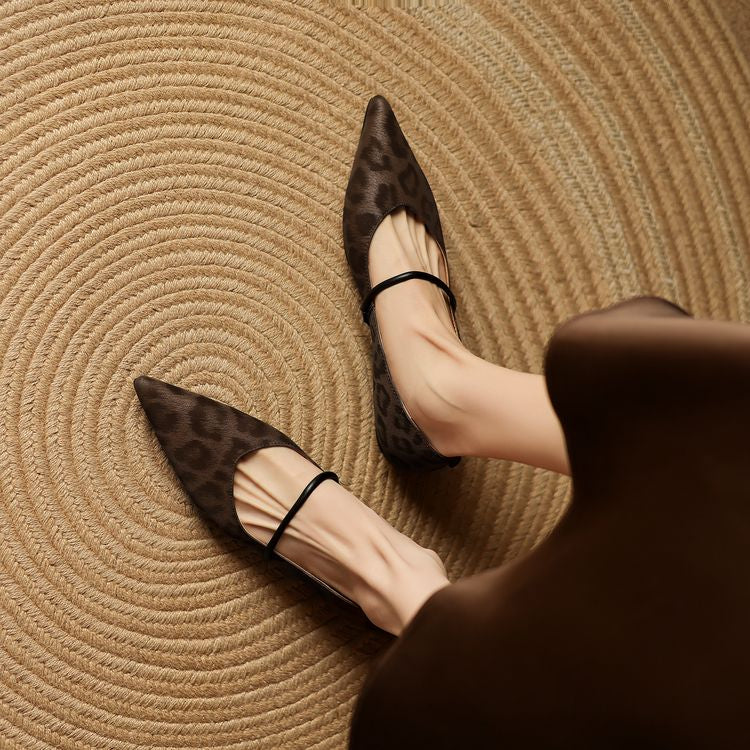 Women's Supple Leather Pointed Toe Flats Corvine
