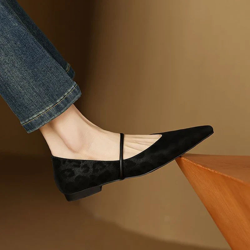 Women's Supple Leather Pointed Toe Flats Corvine