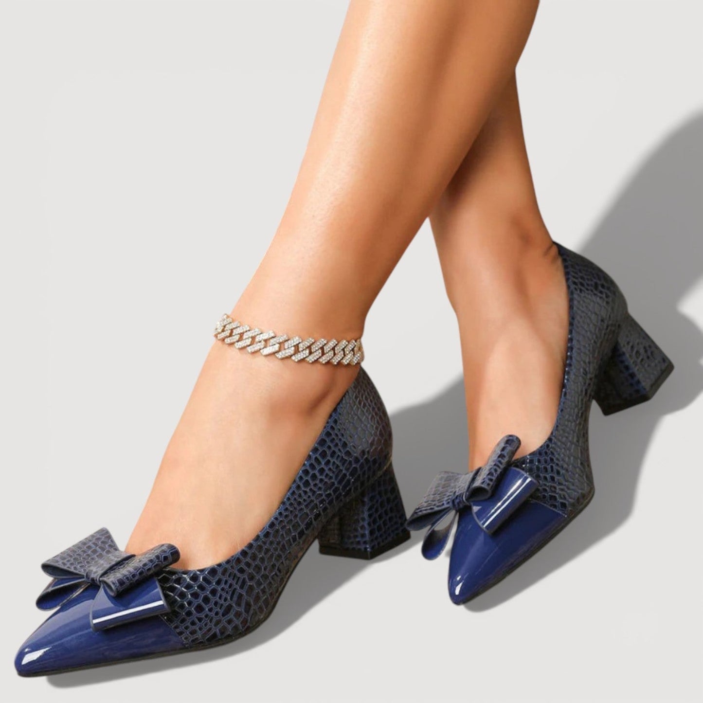 Women's Textured Black Pointed Toe Block Heels Corvine