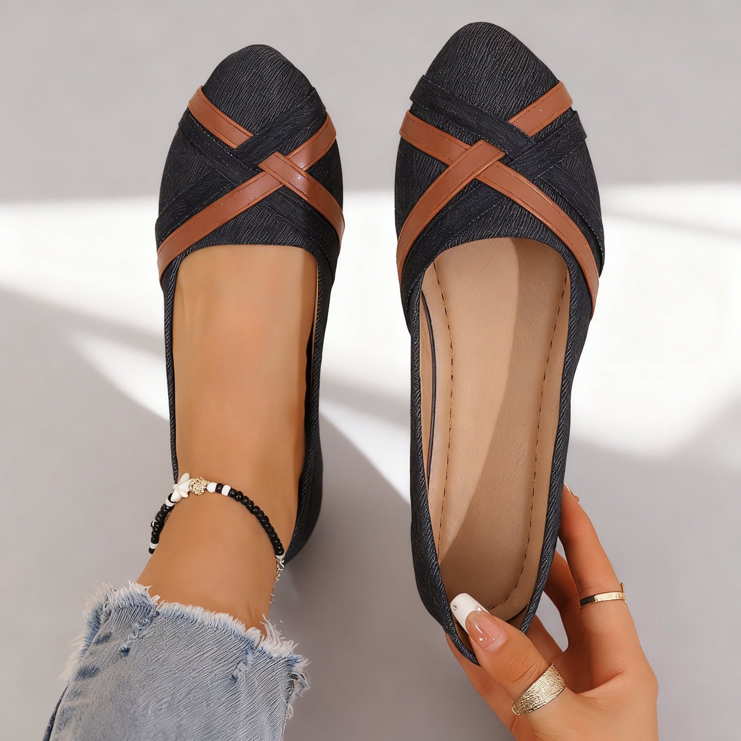 Women’s Textured Canvas Slip-On Flats Corvine