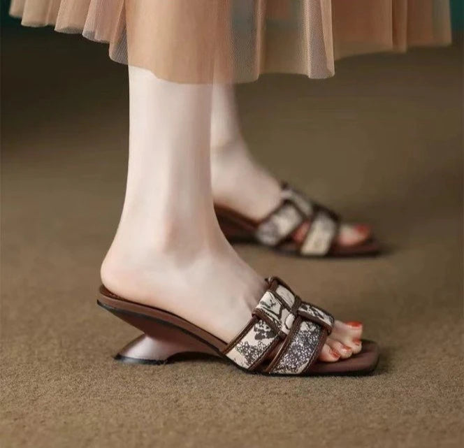 Women's Textured Faux Leather Slide Heels Corvine