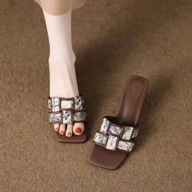 Women's Textured Faux Leather Slide Heels Corvine