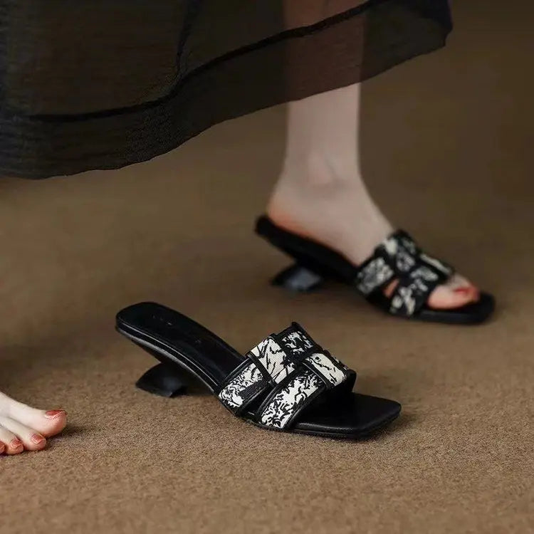 Women's Textured Faux Leather Slide Heels Corvine