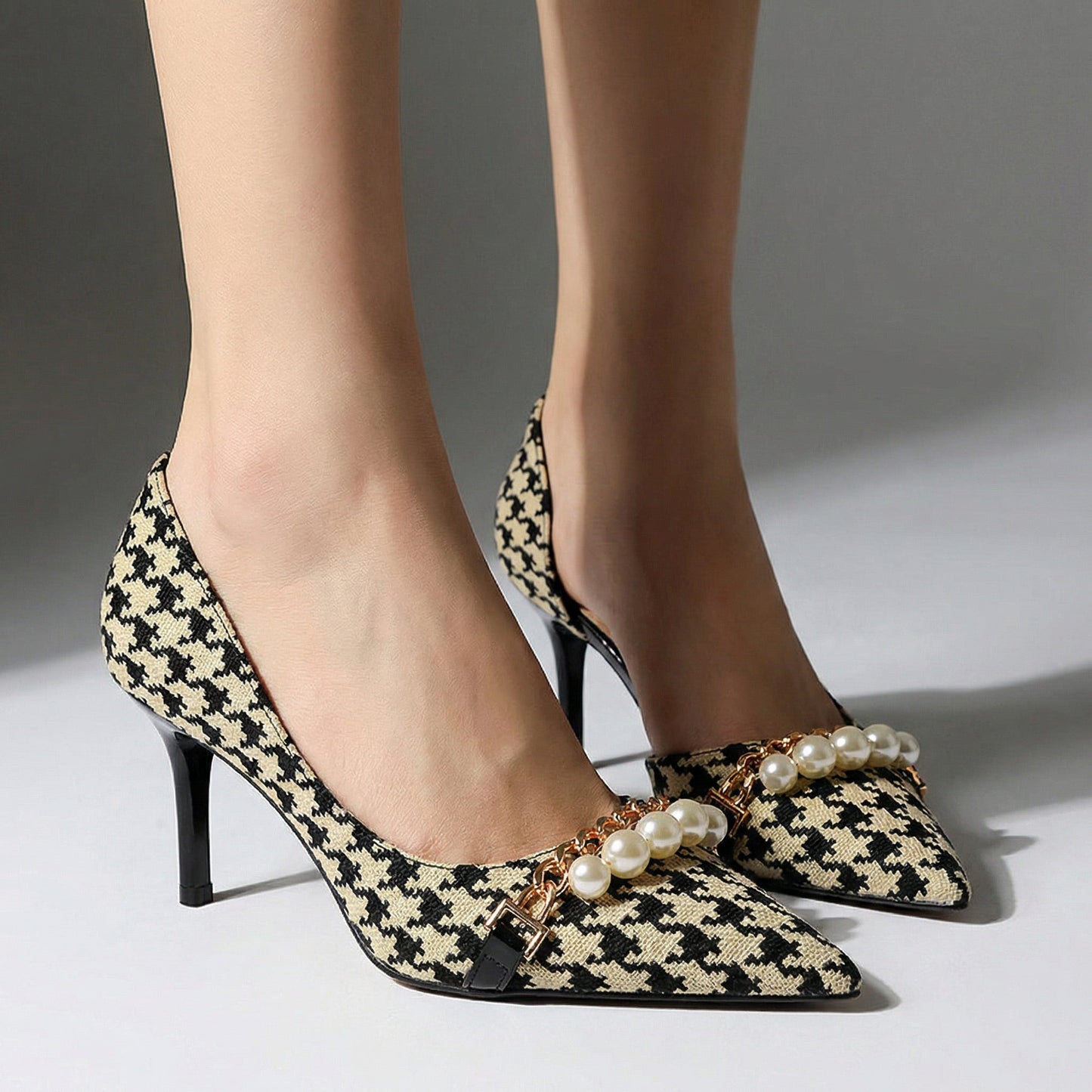 Women's Textured Houndstooth Heels Corvine