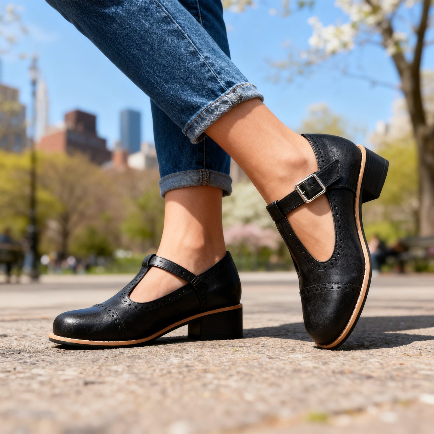 Women's Textured Leather Black Loafers Corvine