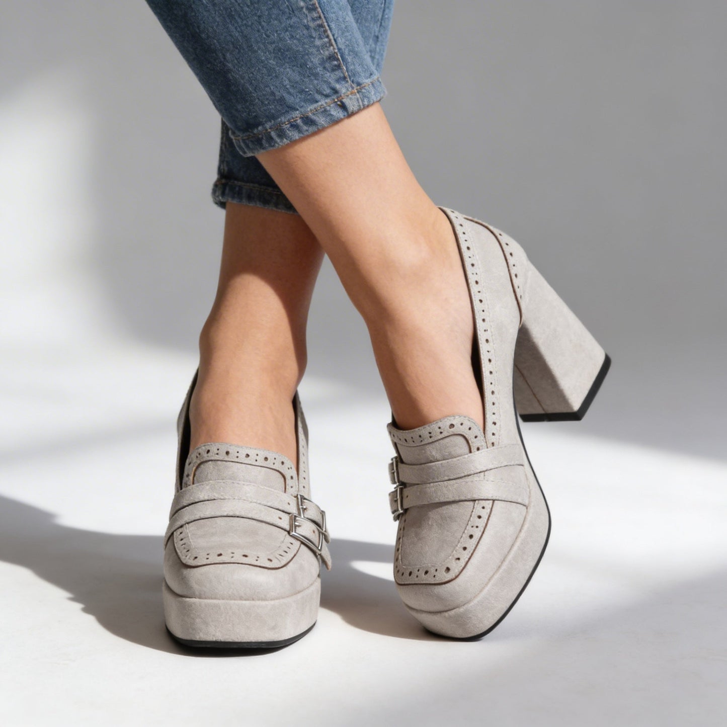 Women's Textured Leather Brogue Loafers Corvine