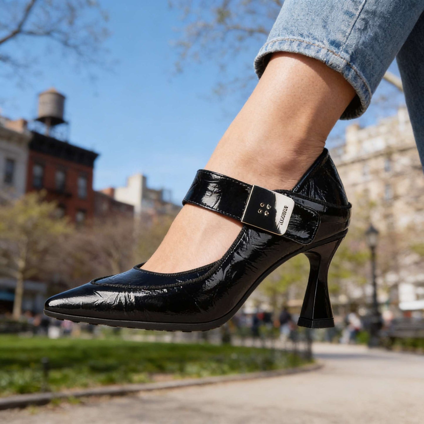 Women's Textured Patent Slip-On Black Heels Corvine