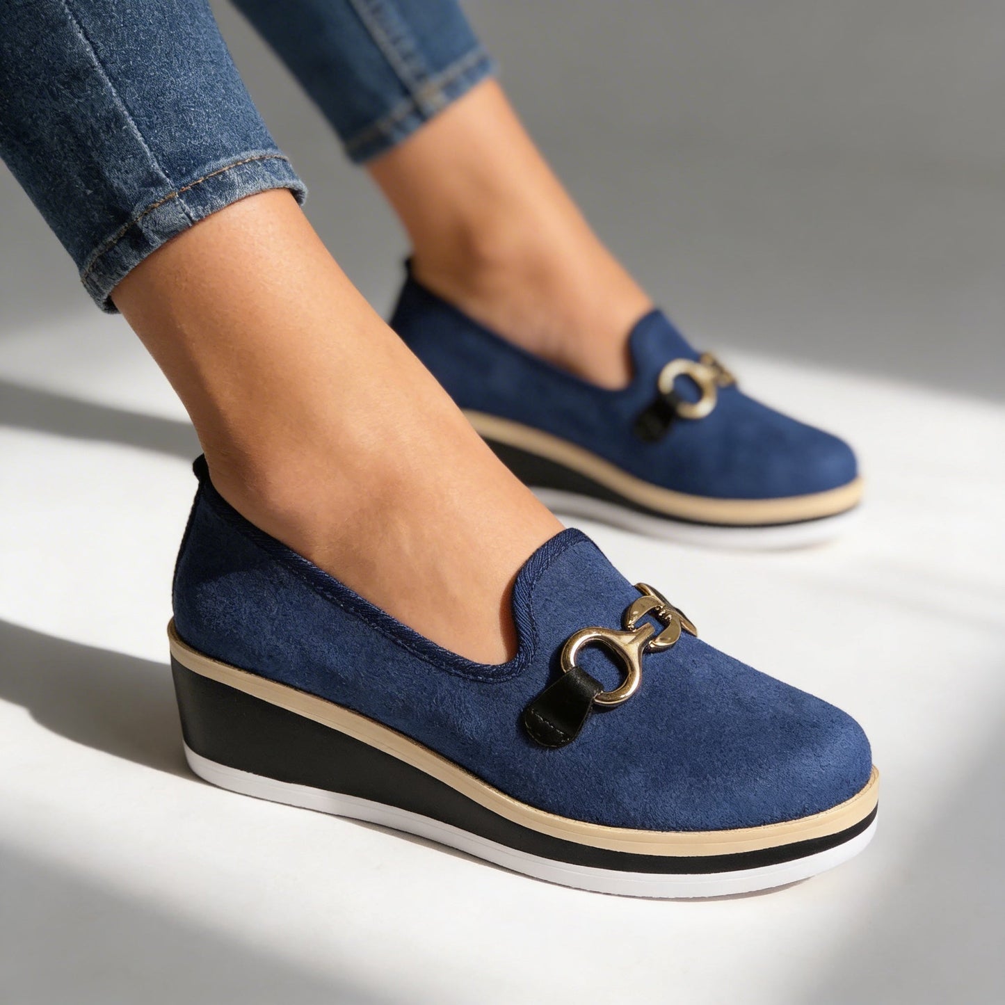 Women's Textured Upper Platform Loafers Corvine