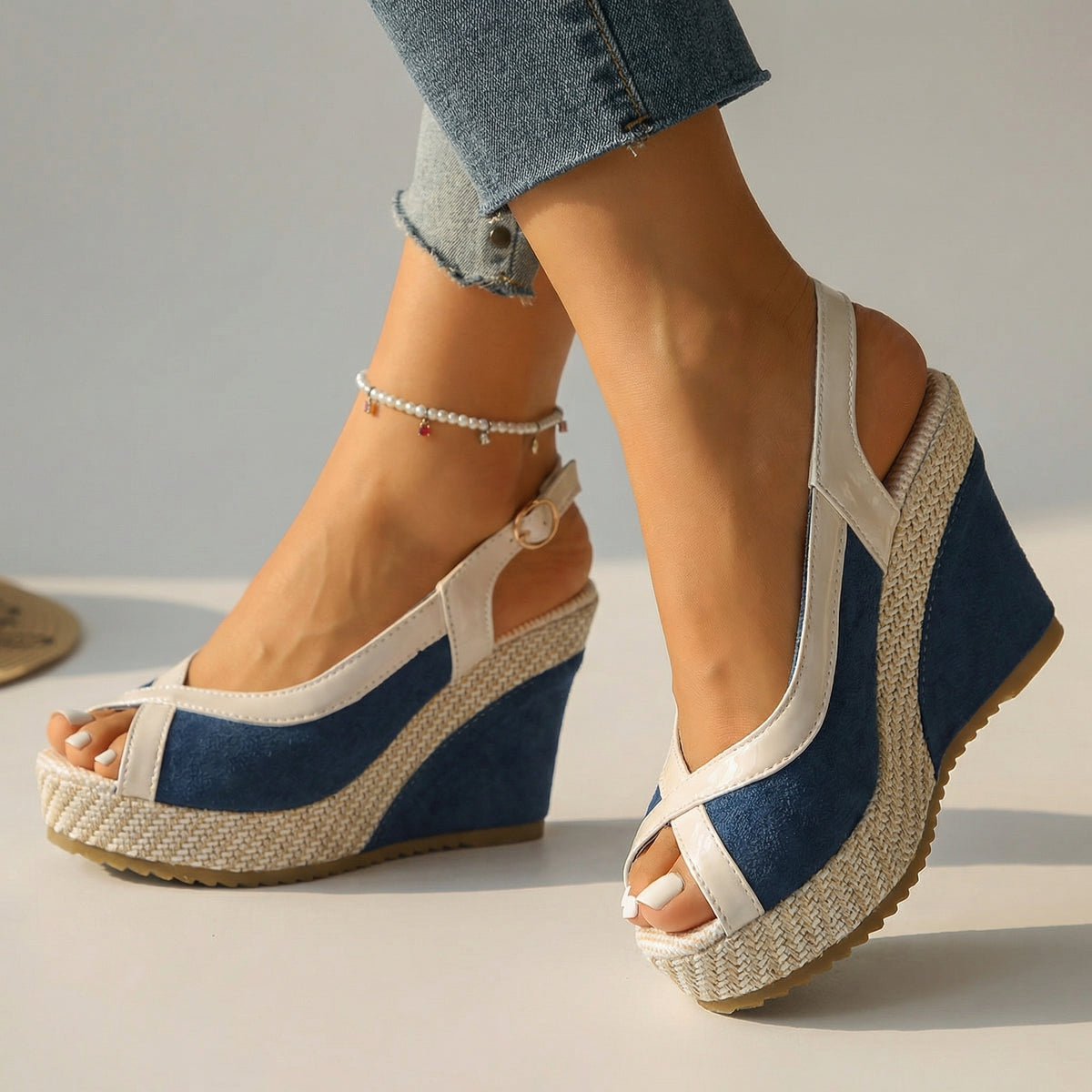 Women's Textured Upper Slingback Wedge Sandals Corvine
