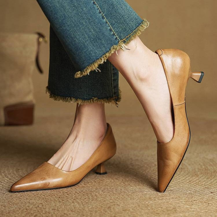 Women's Top-Grain Leather Low Kitten Heels Corvine