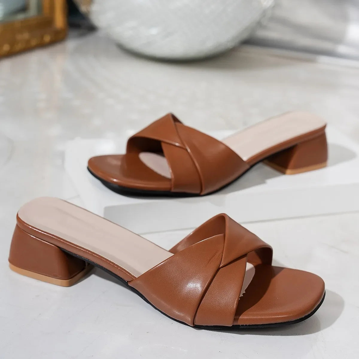 Women's Vegan Leather Crossover Strap Sandals Corvine