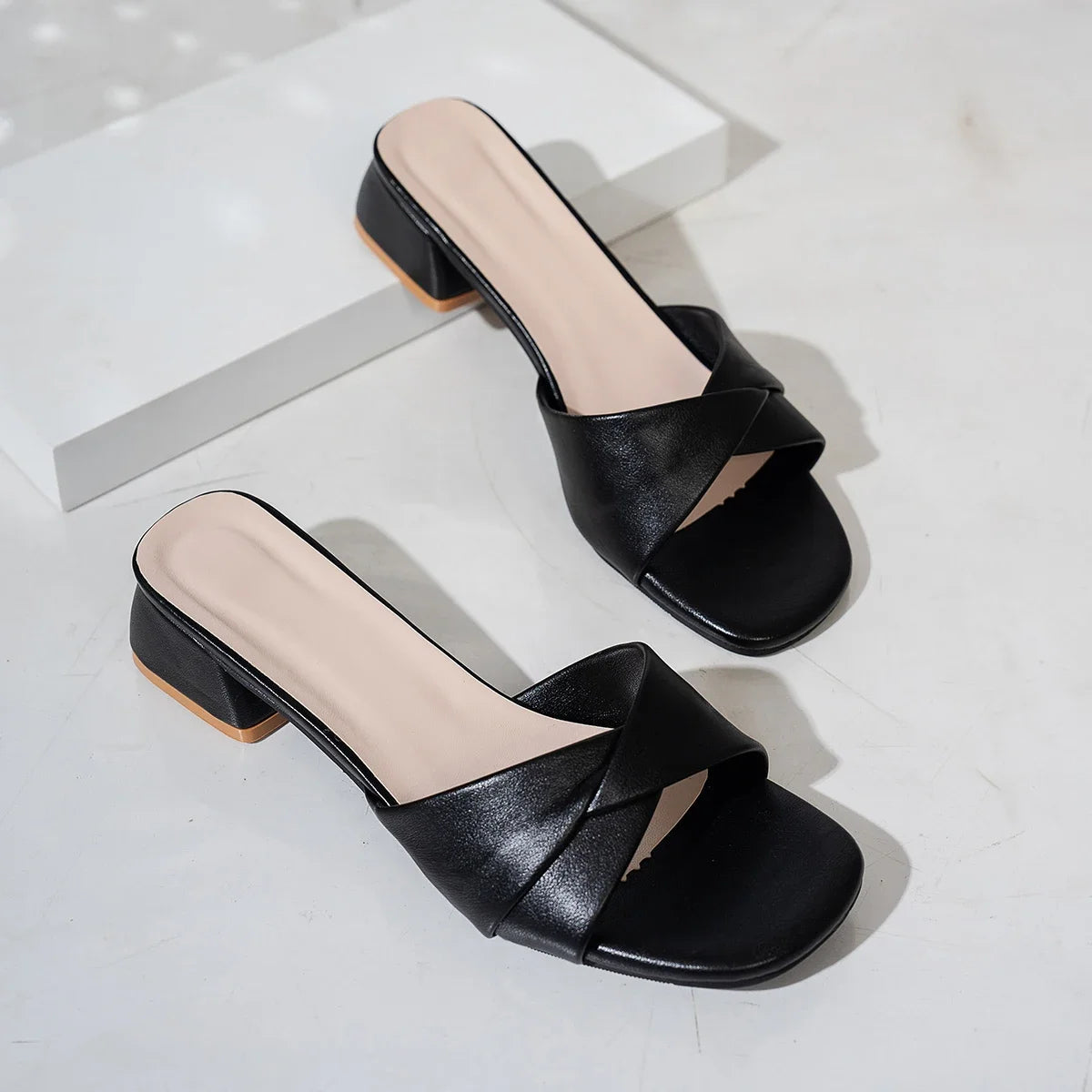 Women's Vegan Leather Crossover Strap Sandals Corvine