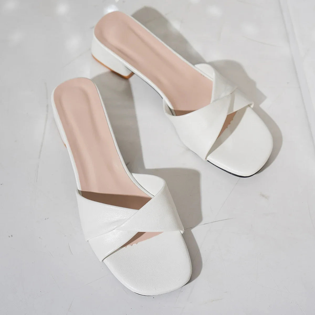 Women's Vegan Leather Crossover Strap Sandals Corvine