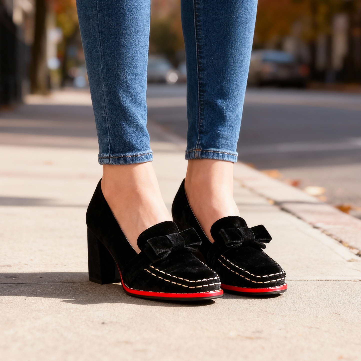 Women's Velvet Block Heel Loafers Corvine