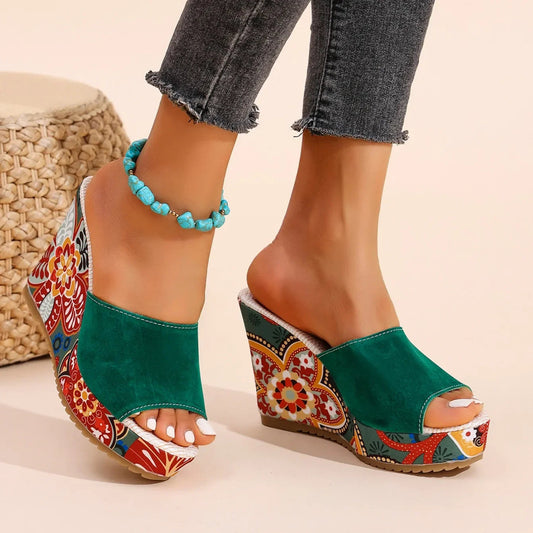 Women's Velvety Floral Mule Heels Corvine