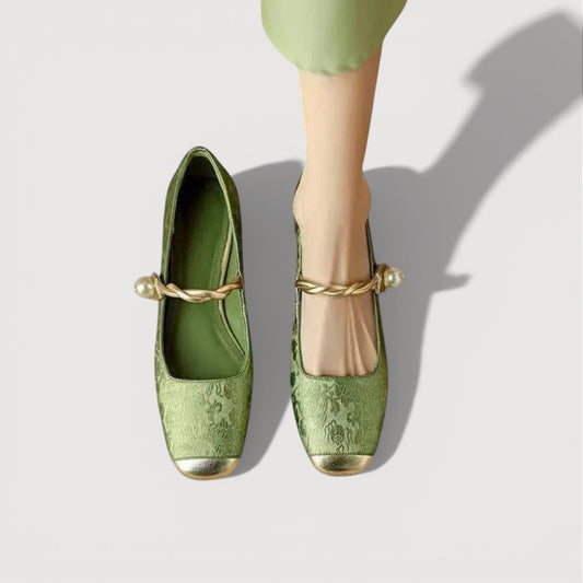 Women's Vintage-Inspired Low Block Heel Shoes Corvine