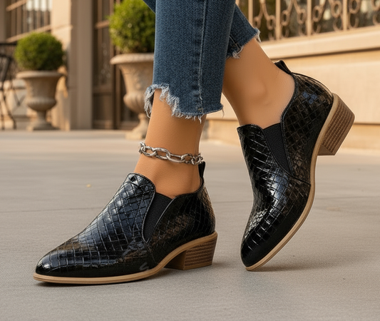 Women's Woven Textured Black Loafers Corvine